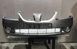 Бампер для Nissan Almera 2003 года на фотографиях