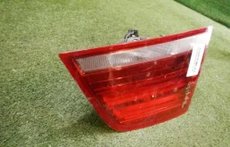 Фонарь правый для BMW X3 2010 года на фотографиях