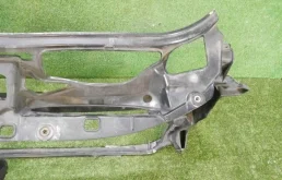 Панель радиатора (телевизор) для Porsche Panamera на фотографиях