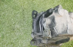 Противотуманка (ПТФ) передняя левая для BMW 5er 2015 года на фотографиях