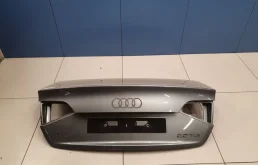 Крышка багажника для Audi A4 2009 года на фотографиях