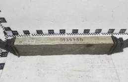 Радиатор интеркулера для Audi A4 2007 года на фотографиях