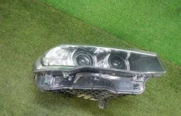 Фара ксенон правая для BMW X3 2014 года на фотографиях