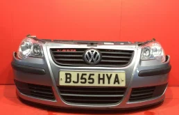 Бампер для Volkswagen Polo 2008 года на фотографиях