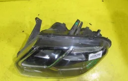 Фара левая для Renault Duster 2021 года на фотографиях