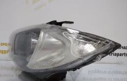 Фара левая для BMW 1er 2010 года на фотографиях