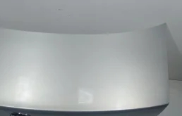 Замок багажника для Volkswagen Polo 2010 года на фотографиях