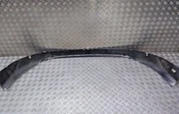 Накладка заднего бампера для Toyota RAV4 2015 года на фотографиях