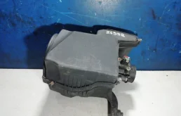 Корпус воздушного фильтра для Ford Focus 2019 года на фотографиях