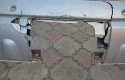 Бампер для Mercedes-Benz M class 2004 года на фотографиях