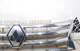 Решетка радиатора для Renault Duster 2011 года на фотографиях
