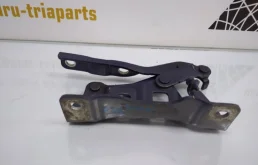 Крепление петли капота для Hyundai Tucson на фотографиях