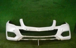 Бампер передний для Mercedes-Benz GLK class 2008 года на фотографиях