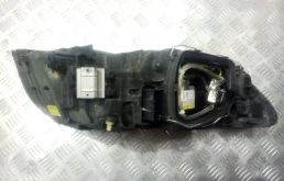 Фары для Volvo S40 2006 года на фотографиях