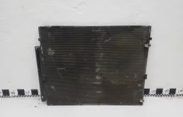 Радиатор кондиционера для Toyota Land Cruiser 2009 года на фотографиях