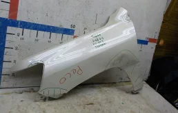 Крылья для Toyota Land Cruiser 2018 года на фотографиях