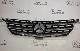 Решетка радиатора для Mercedes-Benz M class 2015 года на фотографиях