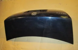 Двери для Volkswagen Jetta 2002 года на фотографиях