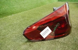 Фонарь левый для BMW 5er 2018 года на фотографиях