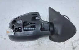 Зеркало боковое правое для Renault Logan 2018 года на фотографиях