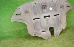 Защитная панель моторного отсека для Kia Sportage на фотографиях