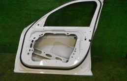 Дверь передняя правая для BMW 3er 2018 года на фотографиях