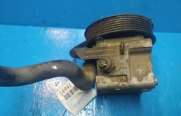 Насос ГУР для Ford Focus 2005 года на фотографиях