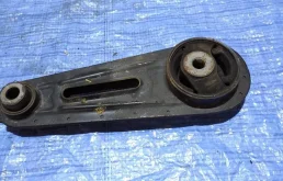 Подушка двигателя задняя правая верхняя для Nissan X-Trail 2009 года на фотографиях