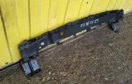 Усилитель переднего бампера для Volvo XC90 2018 года на фотографиях