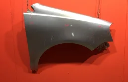 Крылья для Volkswagen Polo 2008 года на фотографиях