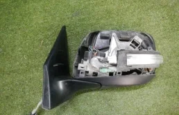 Стекла и зеркала для Toyota Land Cruiser 2018 года на фотографиях