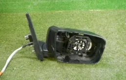 Зеркало боковое левое для Nissan X-Trail 2008 года на фотографиях