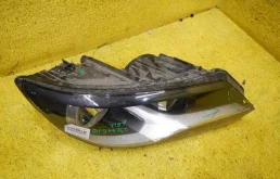 Фара ксенон левая для Volkswagen Tiguan 2015 года на фотографиях