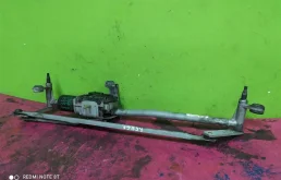 Мотор стеклоочистителя для Volkswagen Tiguan 2016 года на фотографиях