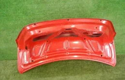 Дверь багажника для Hyundai Solaris 2015 года на фотографиях