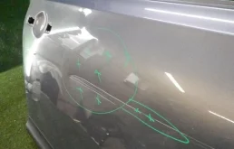 Накладка на дверь задняя правая для Nissan Qashqai 2008 года на фотографиях