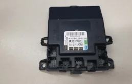 Блок управления дверью для Mercedes-Benz M class 2009 года на фотографиях