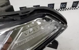 Фара ксенон левая для Volvo XC90 2016 года на фотографиях
