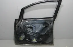 Дверь передняя правая для Opel Astra 2015 года на фотографиях