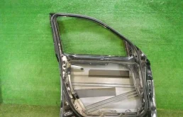 Дверь передняя левая для Mercedes-Benz M class 2015 года на фотографиях