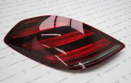 Фонарь правый для Mercedes-Benz S class 2018 года на фотографиях