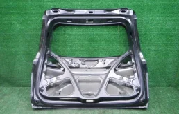 Крышка багажника для Honda CR-V 2016 года на фотографиях