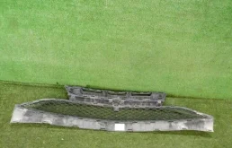 Решетка переднего бампера для Mercedes-Benz S class 2019 года на фотографиях