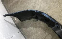 Бампер для Subaru Legacy 2008 года на фотографиях