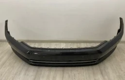 Бампер для Volkswagen Passat 2020 года на фотографиях
