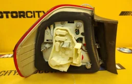 Фонарь правый для BMW 3er 2010 года на фотографиях