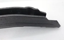 Абсорбер переднего бампера для Nissan X-Trail 2008 года на фотографиях