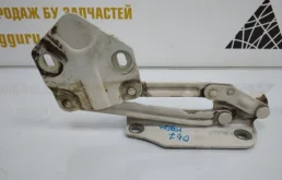 Петля капота левая для Volkswagen Caddy на фотографиях