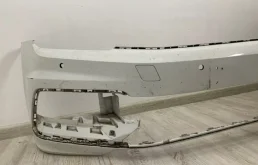 Бампер для Volkswagen Passat 2020 года на фотографиях