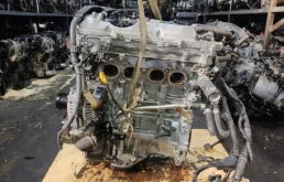 Двигатель без навесного для Toyota Camry 2017 года на фотографиях